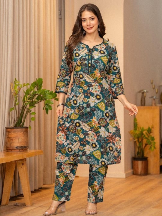 WOMEN GREEN PURE COTTON KURTA SETS